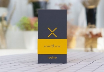 Realme X 手机快速开箱：有种旗舰机的错觉