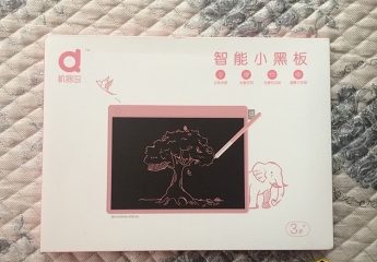 【金测评】机器岛智能小黑板测评试用:小黑板造就大画家