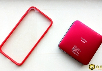 【金测评】CIKE小红壳iPhone X/XS保护套：为什么可以卖到160多块？