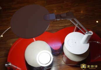 【金评测】孩视宝VL235B护眼台灯评测:让心灵之窗沐浴在阳光下