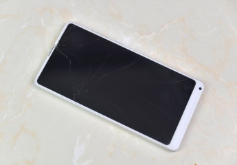 【金测评】cike小红壳patron iPhone 11 Pro Max保护套试用:给手机全方位的保护