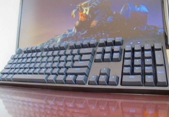 【金测评】雷柏V808机械键盘上手体验:樱桃红轴,多模背光