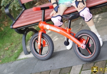 【金测评】酷骑儿童平衡车：细节之中彰显品质，趣味童年必备神器