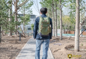 【金测评】多特Walker通勤包体验:更适合步行者的背包,让日常通勤更轻松