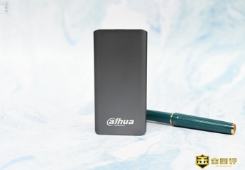 【金测评】大华T60移动固态硬盘上手:快捷备份,轻巧便携