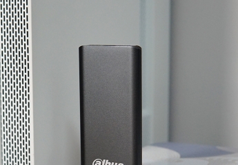 【金测评】上手大华T60移动固态硬盘:有颜值有速度,生产力MAX