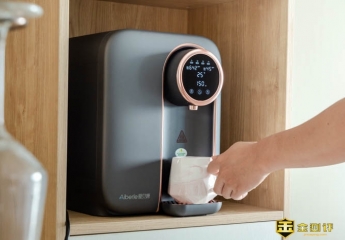 【金测评】爱贝源R3桌面净水机评测：净水器，也是饮水机，享受每一天新鲜喝水