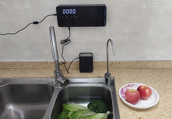 【金测评】小尼熊果蔬清洗机:专业快速净化食材