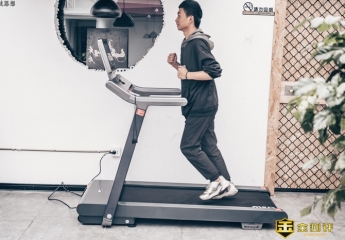【金测评】赤兔Air跑步机娱乐版体验:更好玩的跑步机,还有丰富课程资源