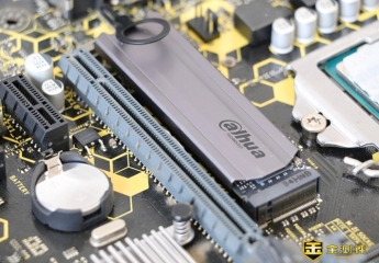 【金测评】大华C900 PLUS固态硬盘测评:“品学兼优”!电脑扩容选择不再难