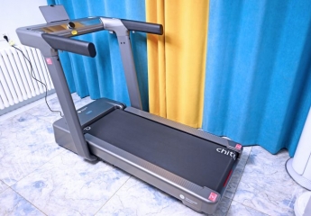 【金测评】华为智选赤兔跑步机H1体验:多设备互联,家用更专业