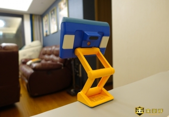 【金测评】【视频】UBOT智能坐姿矫正器,帮助孩子养成正确读写坐姿