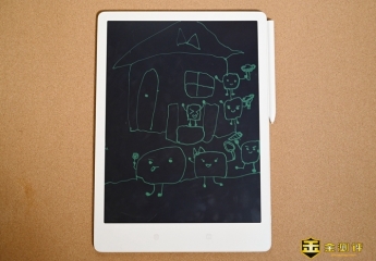 【金测评】米家液晶小黑板存储版上手：孩子的专属创作天地，还能随时保存分享