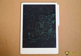 【金测评】米家液晶小黑板存储版上手:孩子的专属创作天地,还能随时保存分享