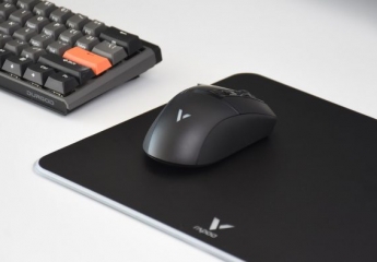 【金测评】新书房桌搭分享:雷柏V10 RGB鼠标垫&VT350Q双模鼠标体验