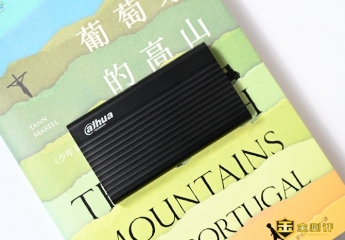 【金测评】大华T70移动固态硬盘上手:可靠耐用的移动存储工具,手机电脑都兼容