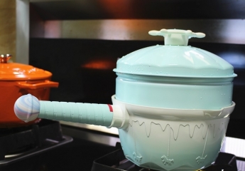 【金测评】帝伯朗乐园不粘锅:实力与颜值并存的厨房神器