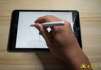 【金测评】顺滑好用的iPad书写工具,随时拿起就能用,南卡Pencil上手