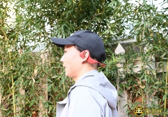 【金测评】南卡Runner Pro 4上手:骨传导耳机也有好音质,而且设计还挺潮