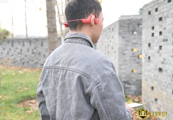 【金测评】音质更出色的骨传导耳机,设计也很时尚,南卡Runner CC3上手
