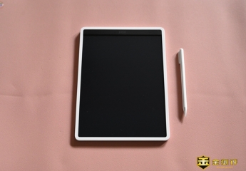 【金测评】米家液晶小黑板多彩版上手：多彩的书写工具，画图写字更好看