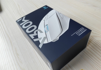 【金测评】续航达160小时+微操游戏体验-雷柏V300W双模无线RGB游戏鼠标