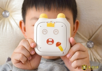 【金测评】奶声奶气寓教于乐 儿童版的小米小爱音箱