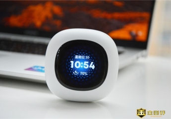 【金测评】塞那S5 PRO耳夹式蓝牙耳机:交互智慧屏,体验新物种