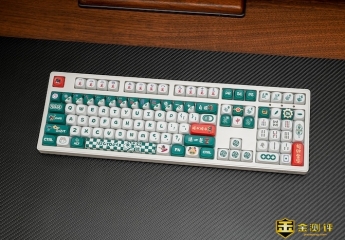 【金测评】格之格GK108三模机械键盘:种草麻将主题键帽,茶轴还是那个码字游戏王者