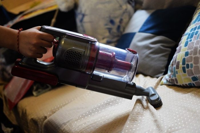【金测评】小尼熊无线吸尘器：体验家居清洁利器