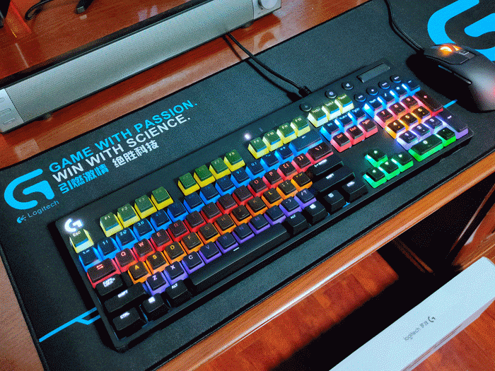 【金测评】罗技G610机械键盘彩虹版：流光溢彩与激情迸发的全新对撞
