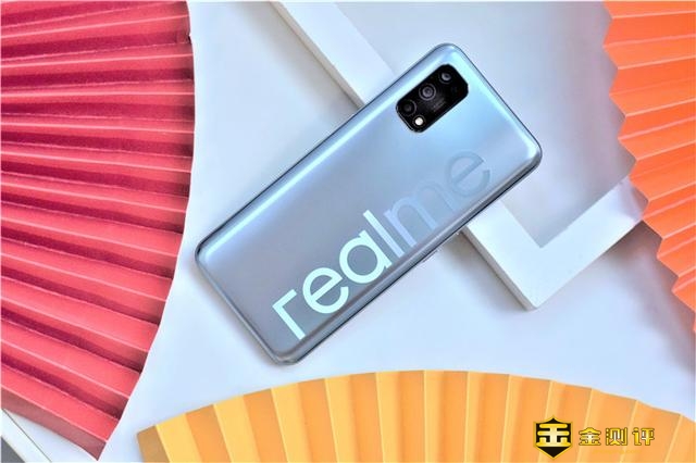 5000mAh大电池，7天使用体验，realme 真我V5是否值得购买