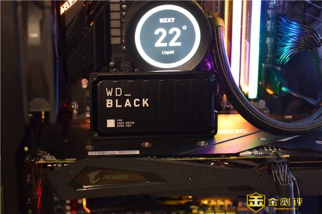 西部数据WD_BLACK P50移动固态硬盘上手，2000MB/S游戏存储利器
