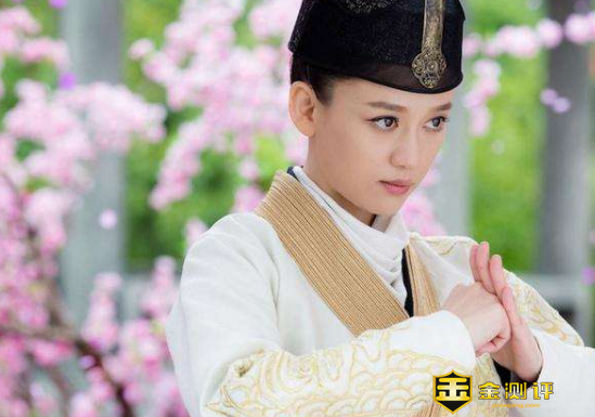 何以少团栾什么意思？栾怎么读？栾童是什么意思？